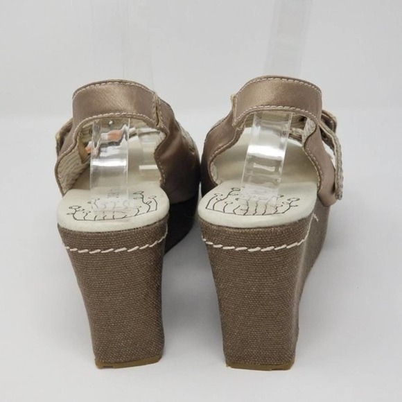 Bobbi Blu Cadwell Retro Sling Back Peep Toe Wedge Heel Shoes Tan Size 6.5 M - Picture 5 of 7